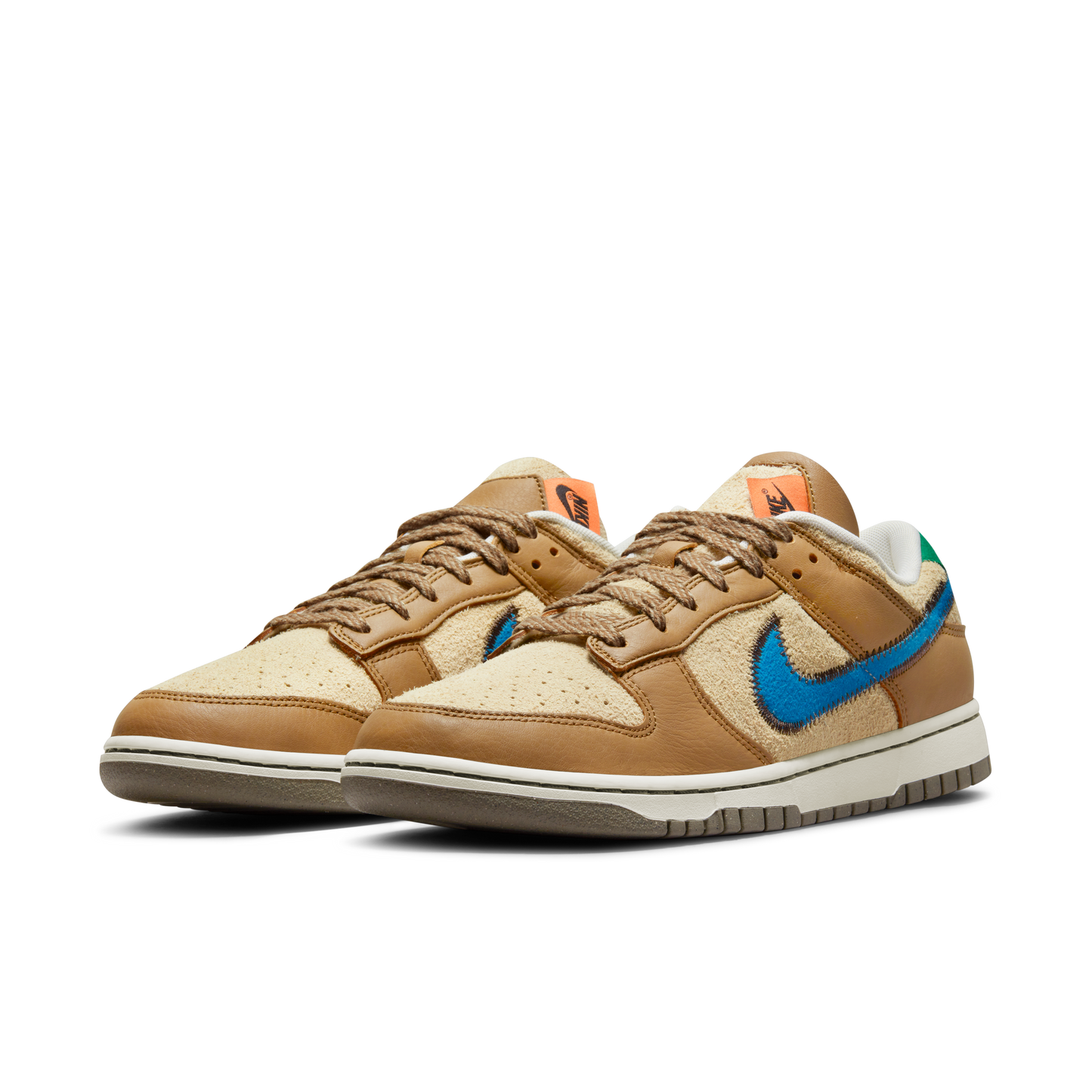 size? x Nike Dunk Low Dark Driftwood DO6712-200