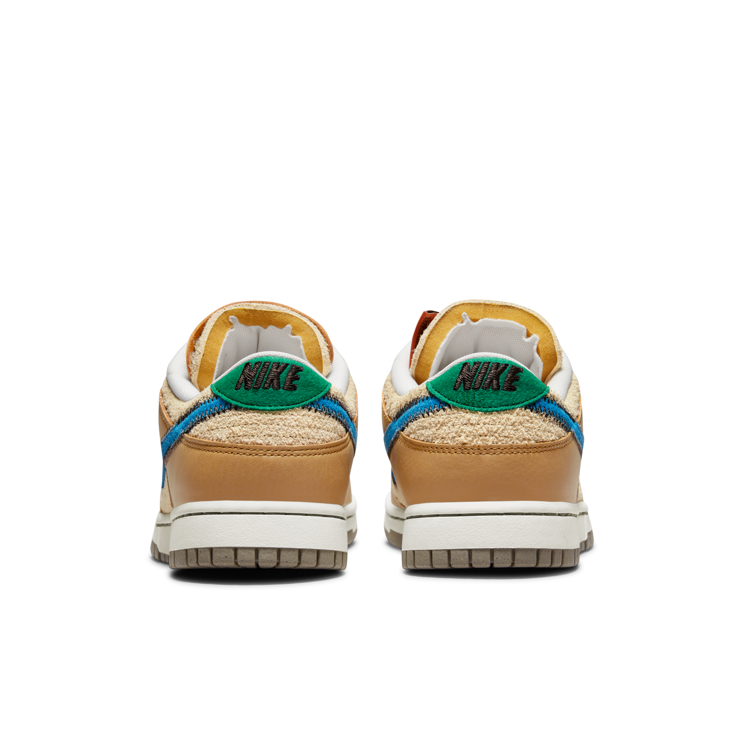 size? x Nike Dunk Low Dark Driftwood DO6712-200