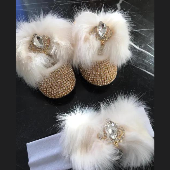 Stunning Baby Shower Dollbling Luxury Faux Fur Newborn Shoes With Feather Details And Diamond Accents