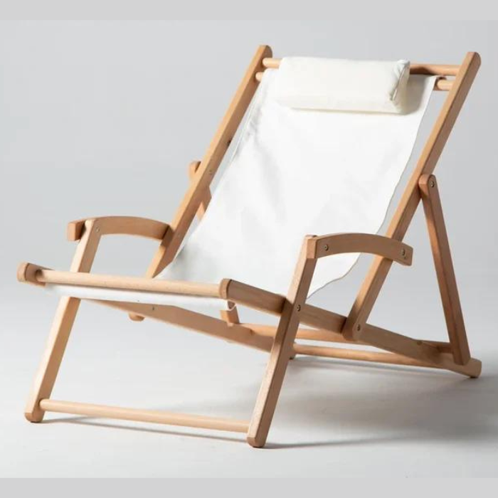 Stylish and Sustainable Travel Wood Beach Chairs for Lawn and Beach