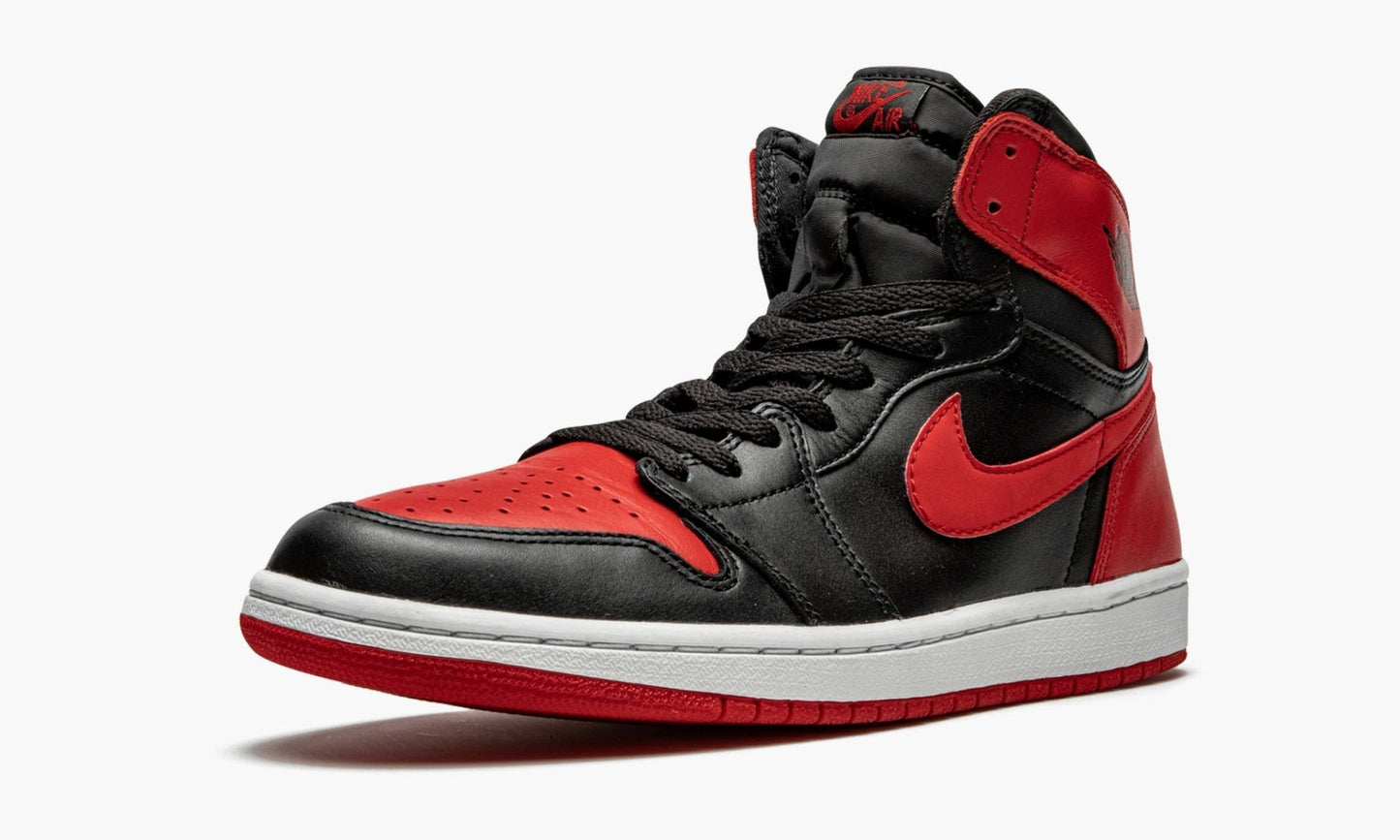 Air Jordan 1 Retro BRED 01