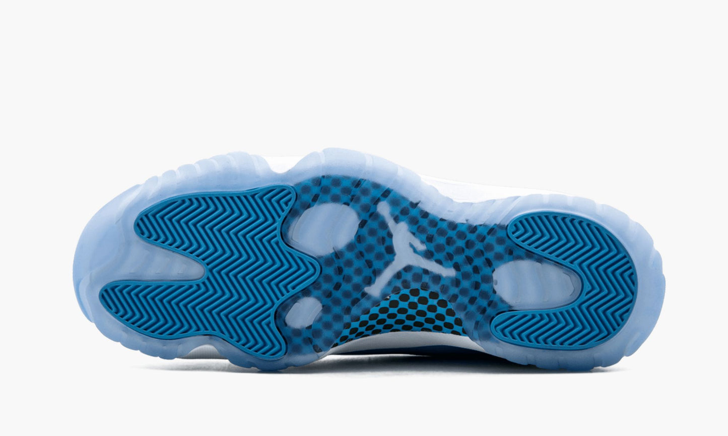 Air Jordan 11 Retro Low UNC