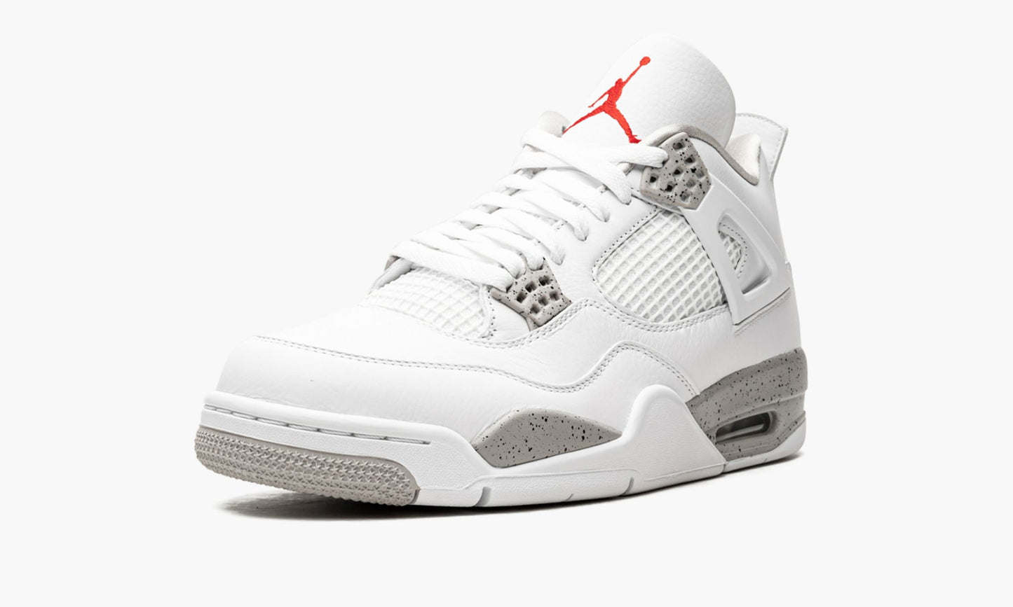 Air Jordan 4 Retro “White Oreo”