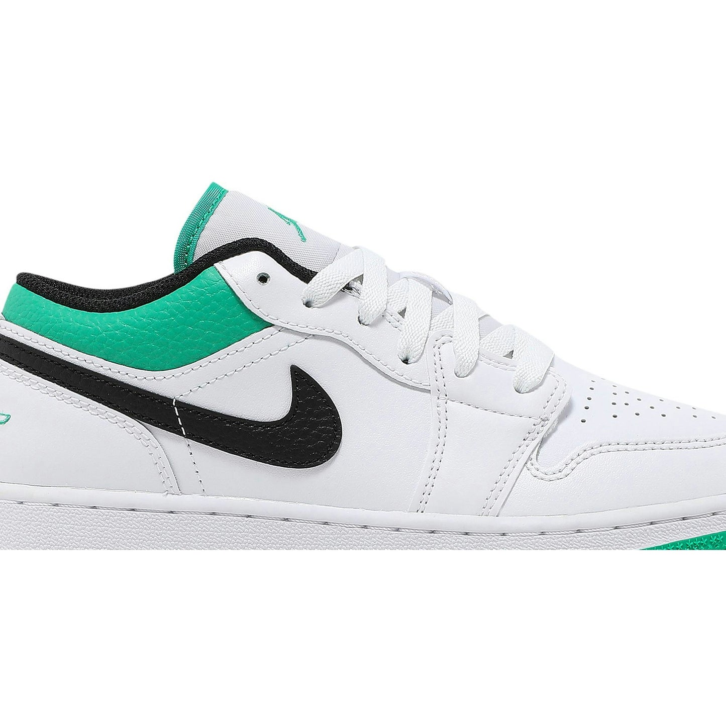 (Grade School) Air Jordan 1 Low ‘White Lucky Green’ 553560-129