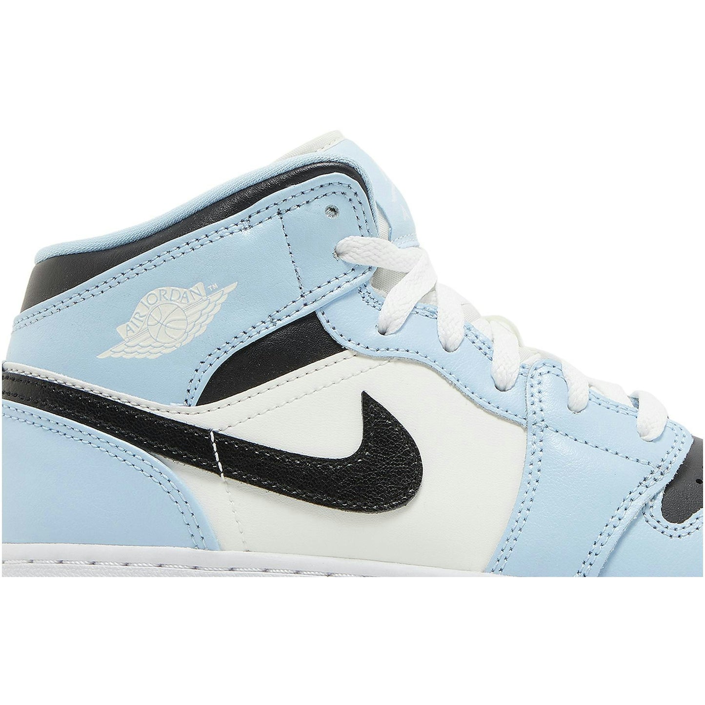 (Grade School) Air Jordan 1 Mid ‘Ice Blue’ 555112-401