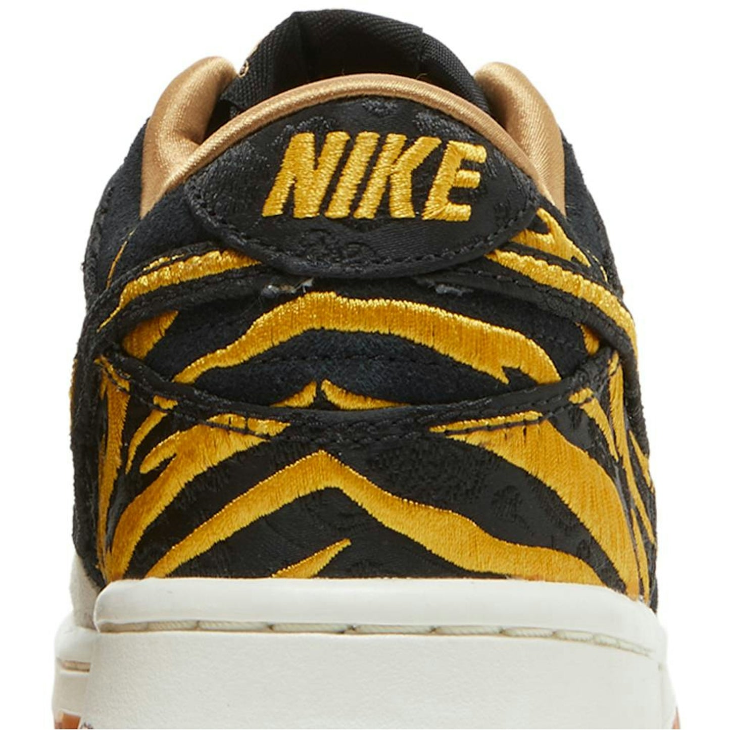 (Grade School) Nike Dunk Low ‘Year of the Tiger’ DQ5351-001