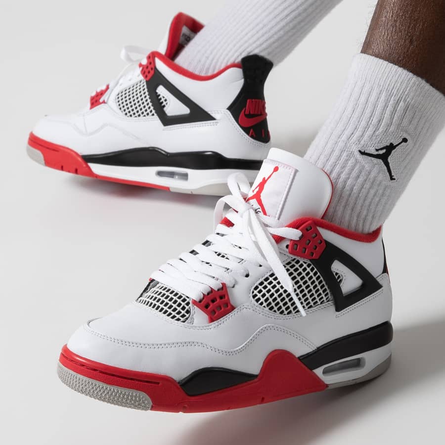 Jordan 4 Fire Red 2020