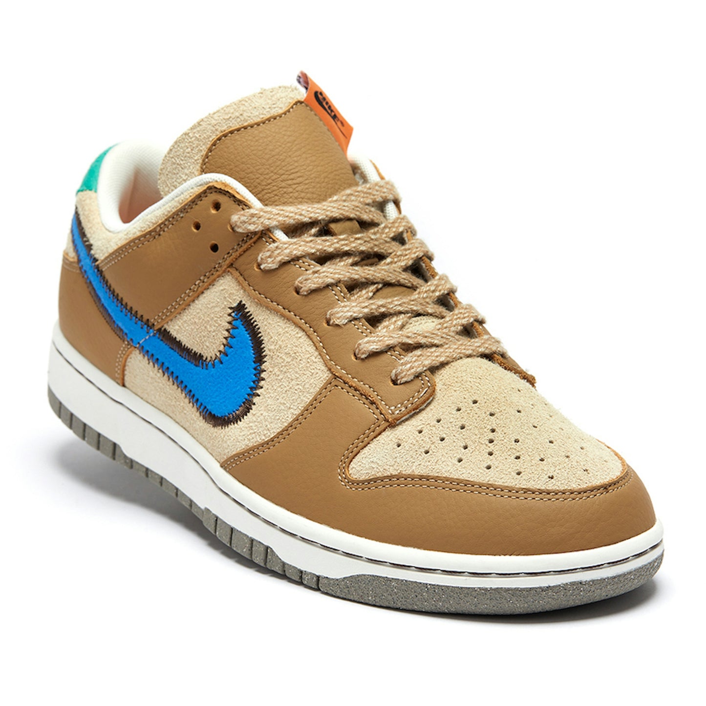 size? x Nike Dunk Low Dark Driftwood DO6712-200