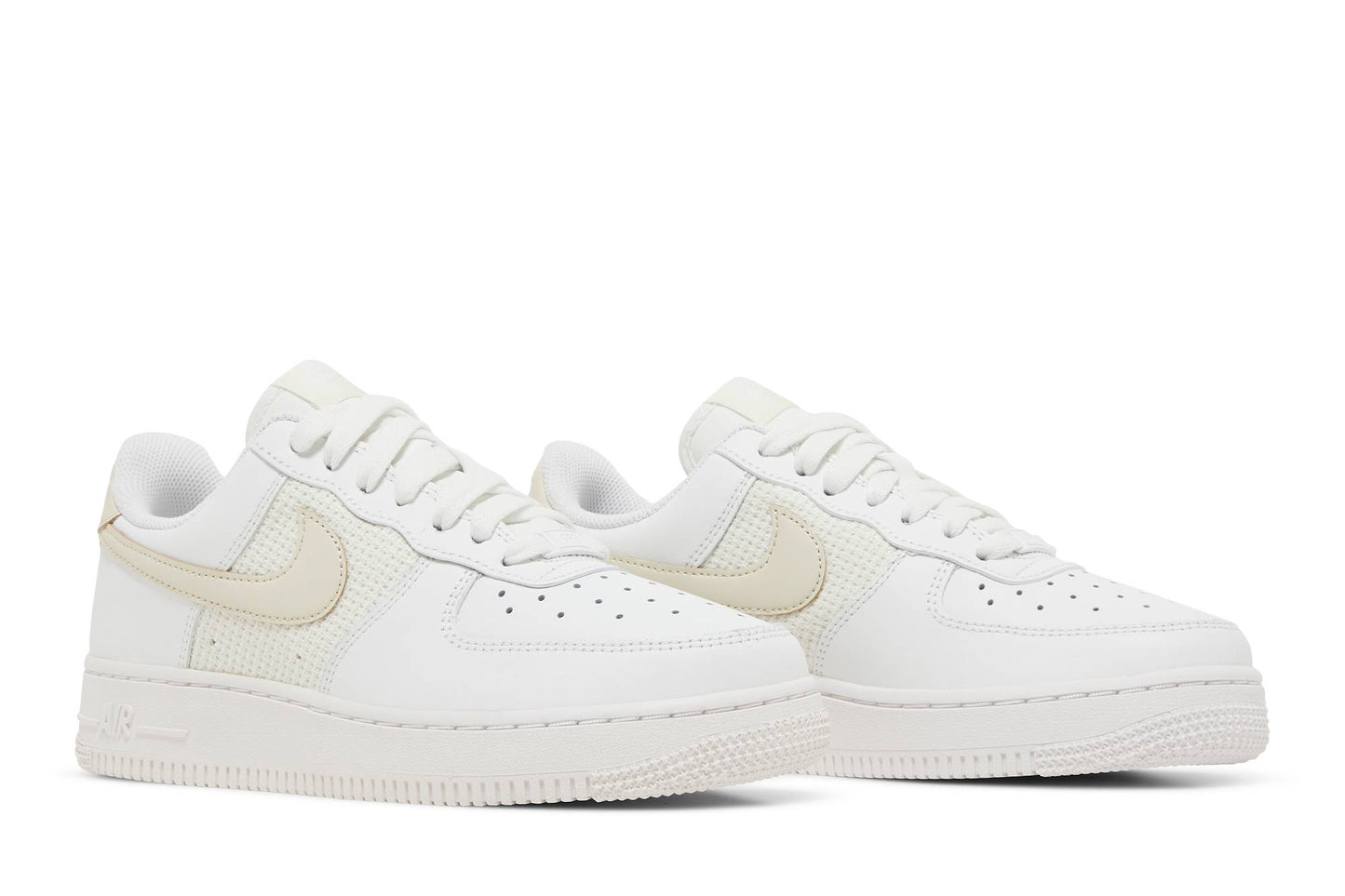 (Women) Nike Air Force 1 ’07 ESS ‘Cross Stitch – White Fossil’ DJ9945-100